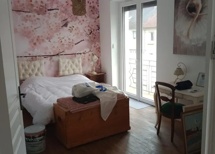 Bed & Breakfast La Thiberienne Du Nord Thiviers